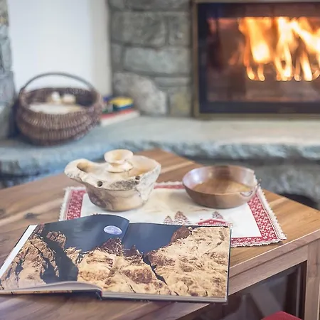 Alpe Rebelle Bed & Breakfast Bionaz Exterior photo
